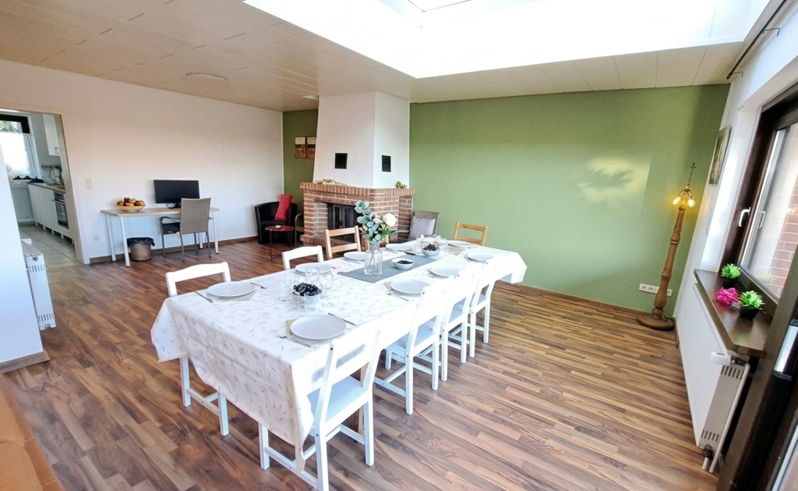 Ferienwohnung in Hanglage mit Garten und Balkon
