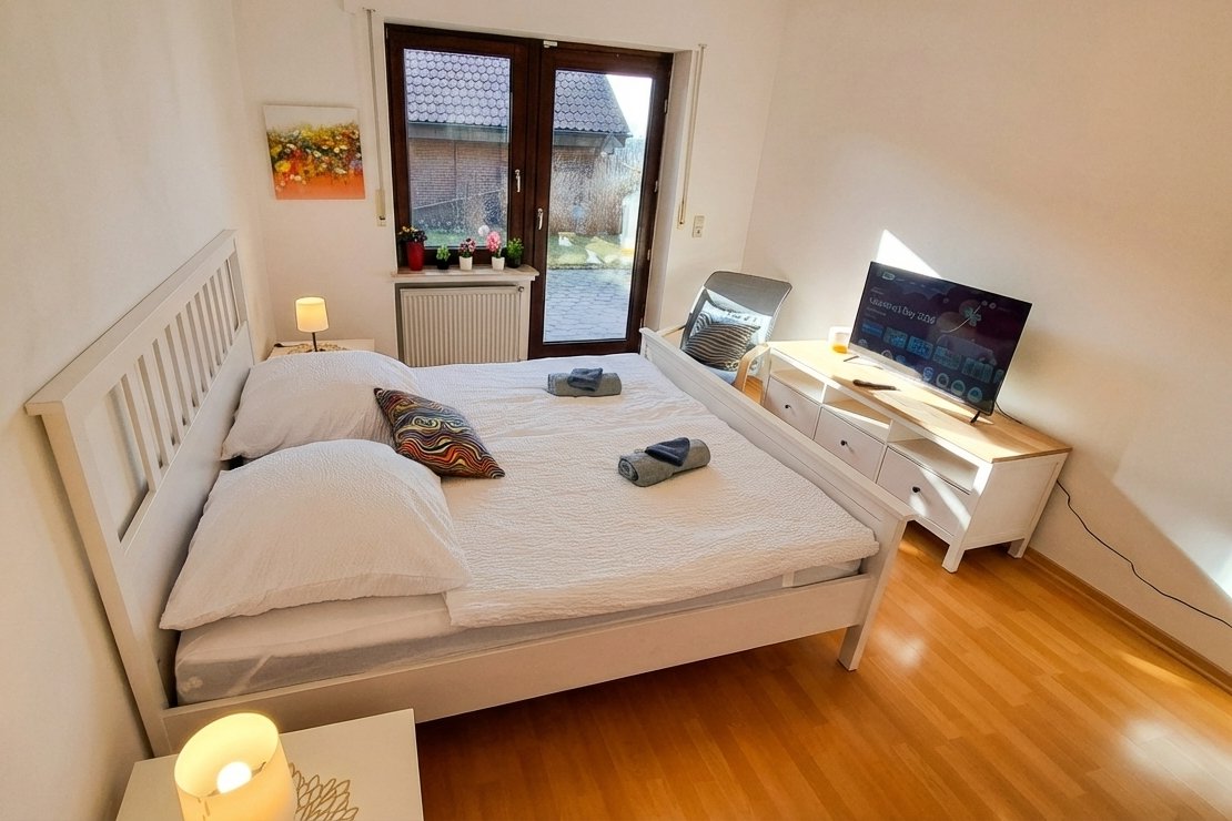 Ferienwohnung in Hanglage mit Garten und Balkon